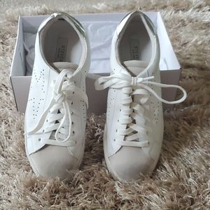 Steven by Steve madden tennis shoes